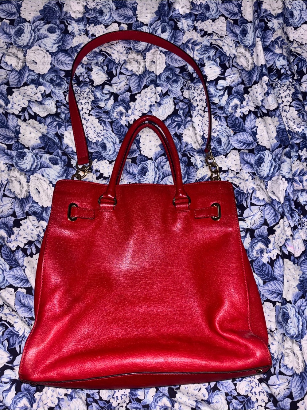 Michael Kors Red Studded Leather Tote Bag with Shoulder Strap - Picture 2 of 12